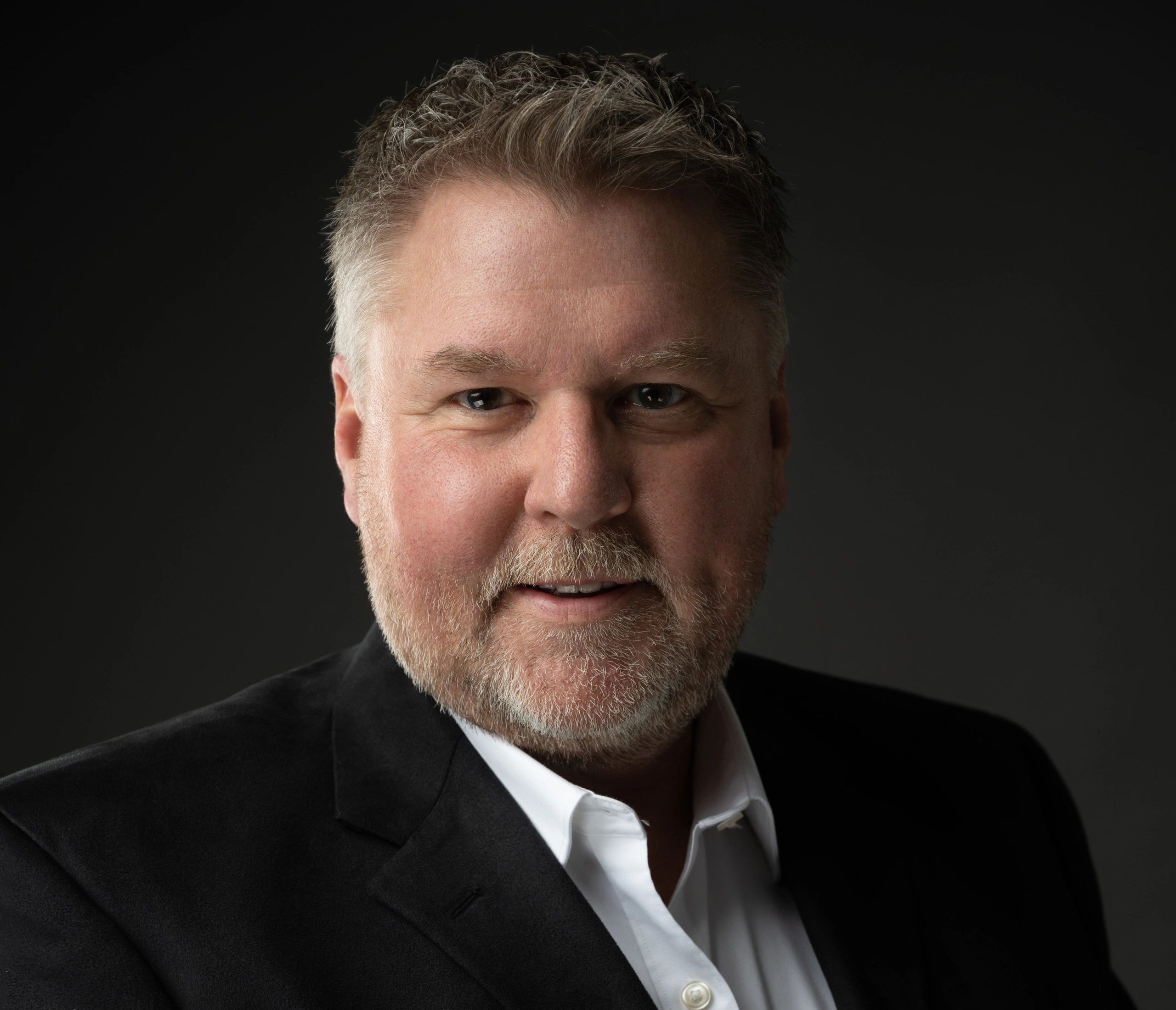 Owen Moore – professional headshot